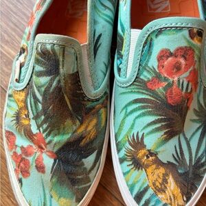 Tropical Vans - Slip On - Size 7